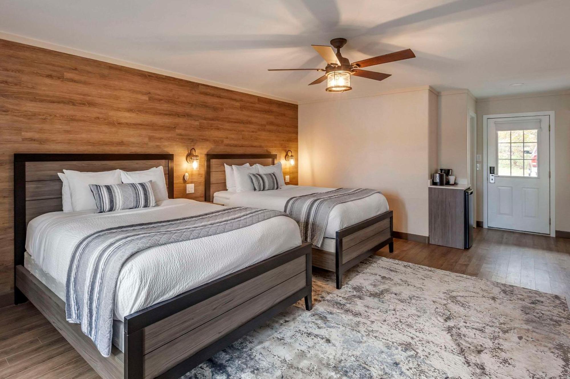 Bayview Wildwood Resort, Ascend Hotel Collection Severn Extérieur photo